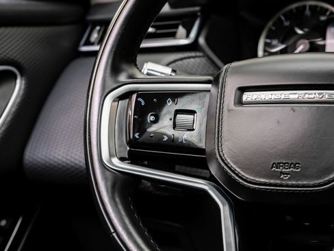 Used 2023 Land Rover Range Rover Velar R-Dynamic S image 21