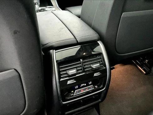 Used 2022 BMW X5 xDrive40i w/ M Sport Package AWD/4WD image 10