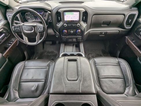 Used 2022 GMC Sierra 3500 Denali AWD/4WD image 17