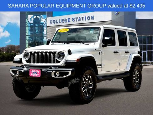 Used 2026 Jeep Wrangler Unlimited Sahara AWD/4WD image 2