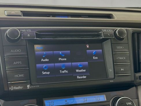 Used 2015 Toyota RAV4 XLE image 16