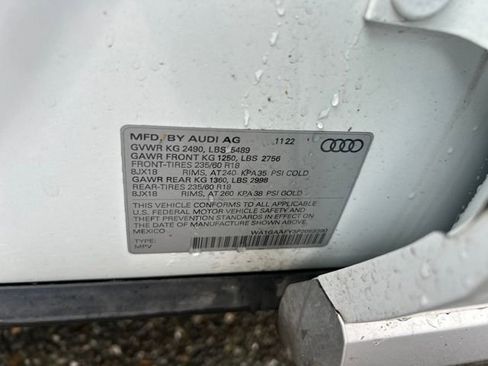 Used 2023 Audi Q5 2.0T Premium w/ Convenience Package image 29