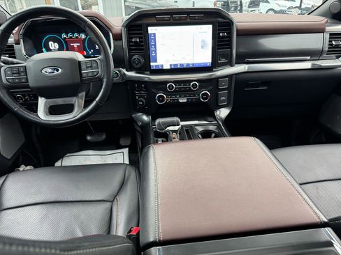 Used 2022 Ford F150 Lariat w/ Equipment Group 502A High AWD/4WD image 3