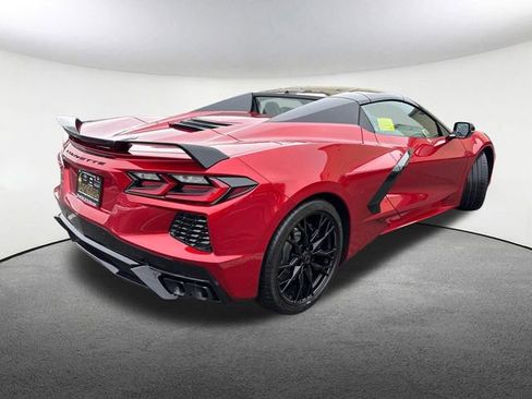 Used 2024 Chevrolet Corvette Stingray w/ Z51 Performance Package image 13