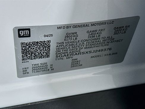 Used 2025 Buick Enclave Preferred FWD image 12