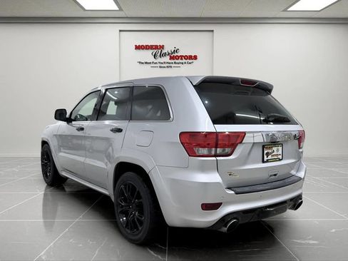 Used 2012 Jeep Grand Cherokee SRT8 w/ Luxury Group II AWD/4WD image 5
