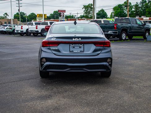 Used 2024 Kia Forte LXS FWD image 6
