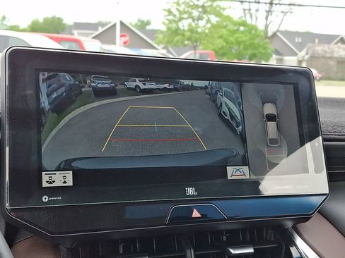 Certified 2021 Toyota Venza Limited w/ Activity Package (TMS) AWD/4WD image 22