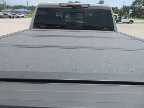 New 2026 GMC Sierra 1500 Denali Ultimate AWD/4WD image 9