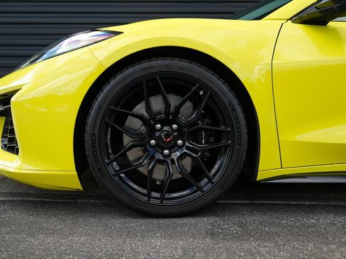 Used 2023 Chevrolet Corvette Z06 w/ Engine Appearance Package RWD image 11