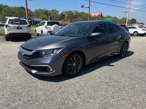 Used 2019 Honda Civic EX image 6