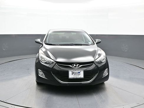 Used 2013 Hyundai Elantra GLS w/ Preferred Pkg image 2