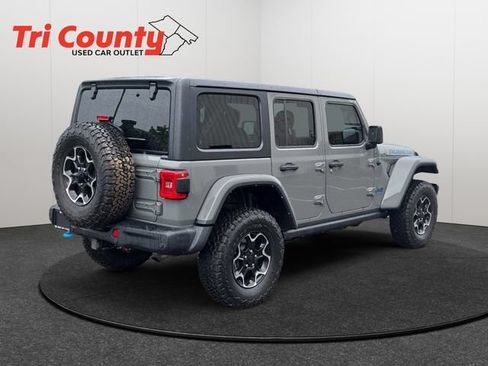 Used 2021 Jeep Wrangler Unlimited Rubicon 4xe w/ Dual Top Group AWD/4WD image 8