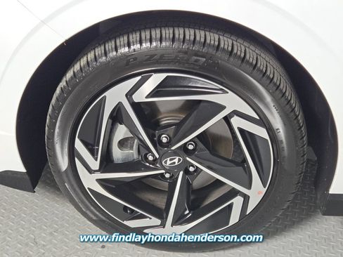 Used 2026 Hyundai Sonata SEL FWD image 9