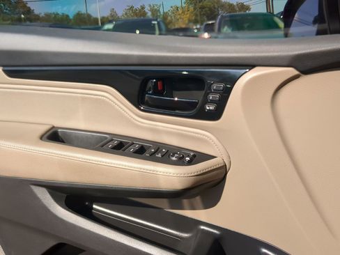 Used 2022 Honda Odyssey Elite image 12