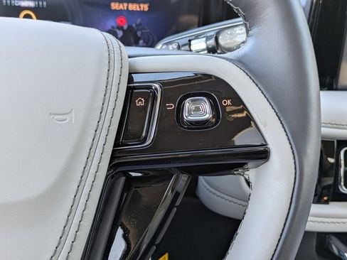 New 2026 Lincoln Aviator 2WD image 24