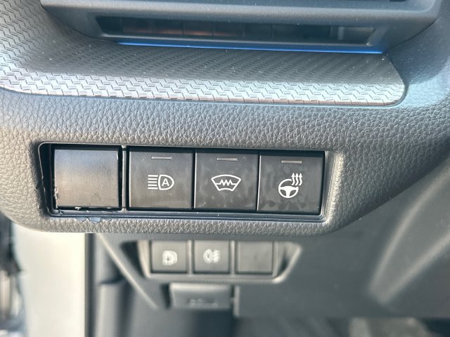 Used 2023 Toyota Prius XLE FWD image 19