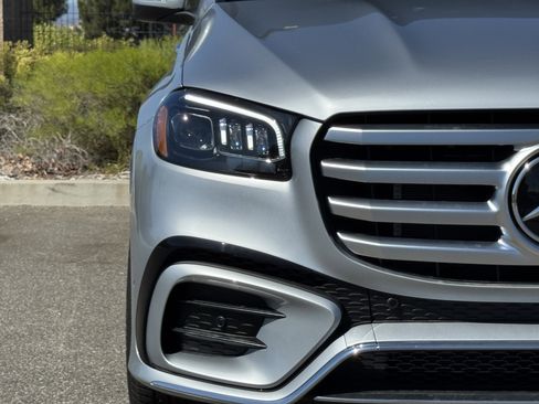 New 2025 Mercedes-Benz GLS 450 4MATIC image 7
