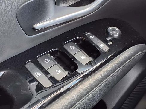 Used 2023 Hyundai Tucson Limited image 19