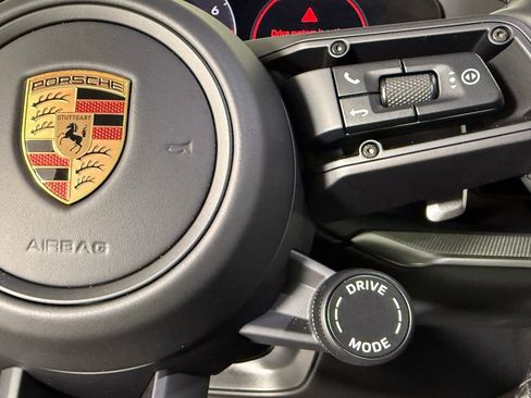 Certified 2025 Porsche Cayenne S image 39