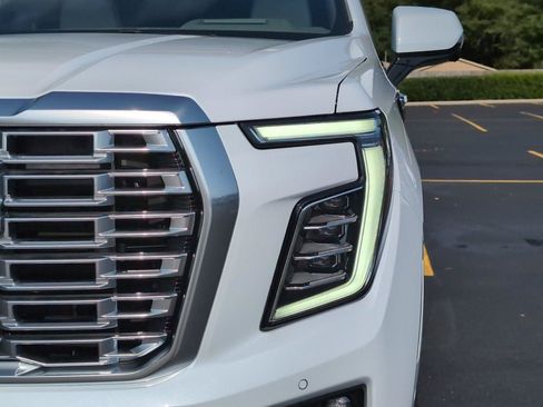 New 2026 GMC Yukon XL Denali w/ Advanced Technology Package RWD image 12