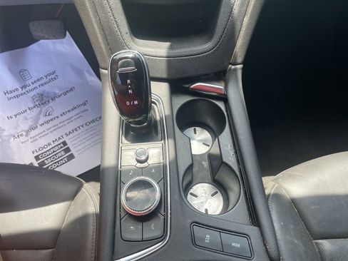 Used 2023 Cadillac XT6 Premium Luxury w/ Technology Package FWD image 20