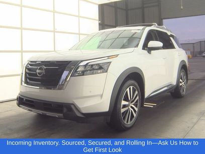 Used 2025 Nissan Pathfinder Platinum w/ Cargo Package