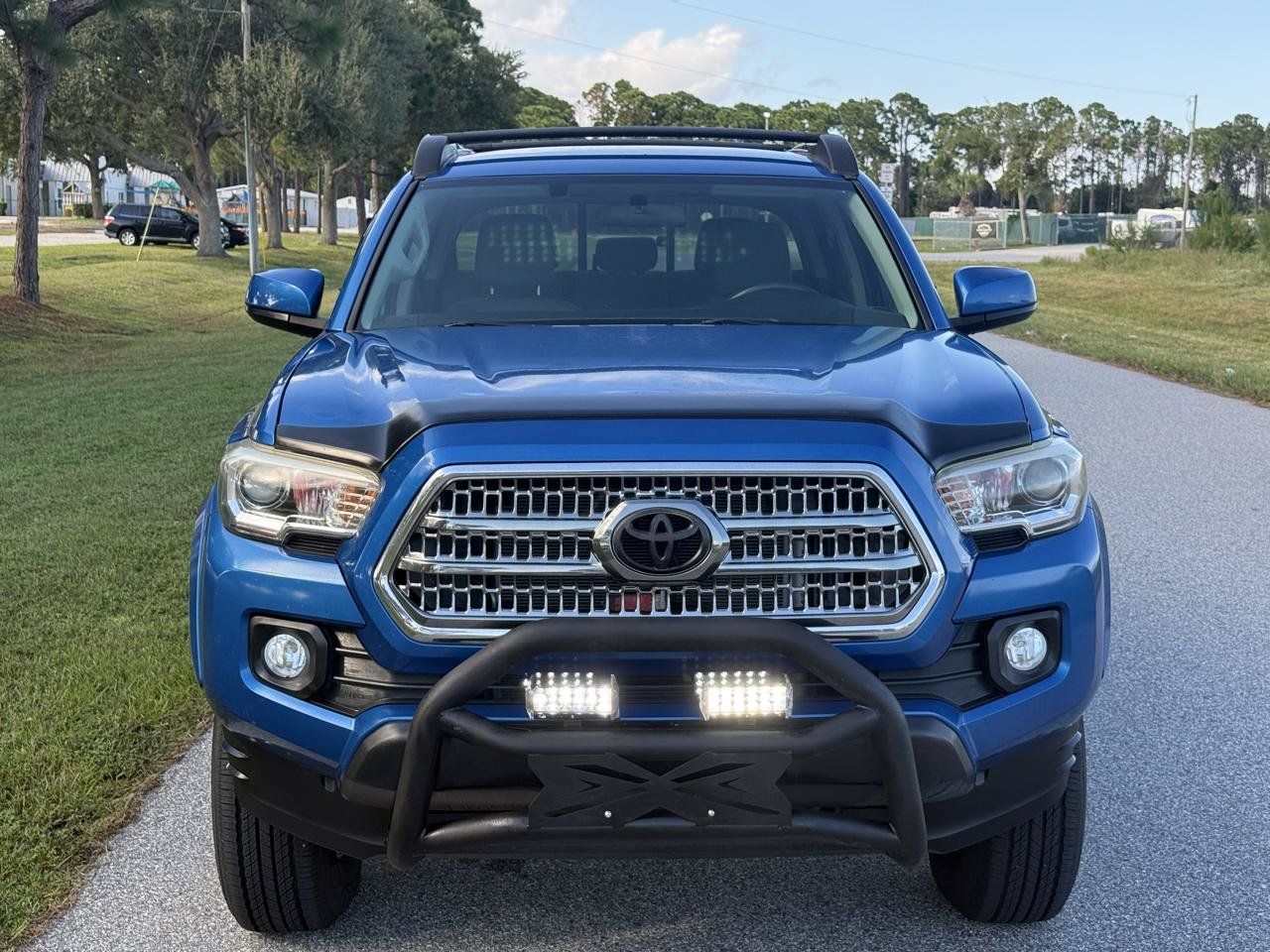 Used 2016 Toyota Tacoma SR5 RWD image 7