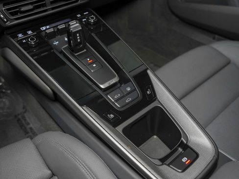 Used 2023 Porsche 911 Carrera w/ Sport Chrono Package image 40