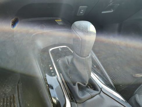 Used 2025 Toyota Corolla LE w/ LE Premium Package FWD image 16