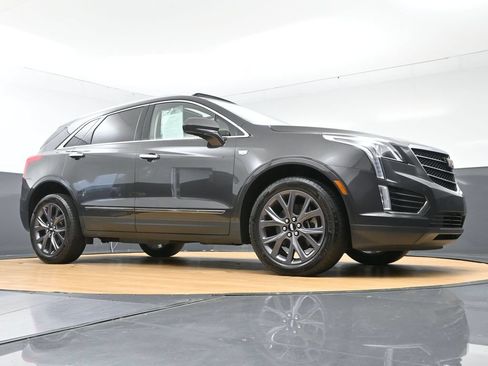 Used 2018 Cadillac XT5 Luxury w/ LPO, Black Ice Package AWD/4WD image 52