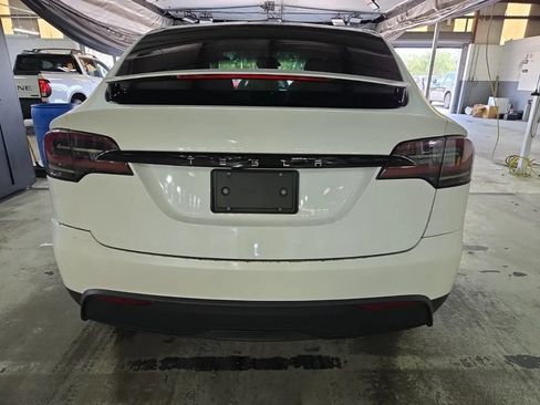 Used 2023 Tesla Model X AWD/4WD image 4