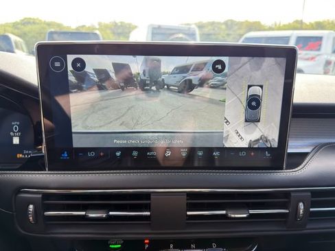 Used 2025 Lincoln Corsair FWD w/ Equipment Group 101A image 27
