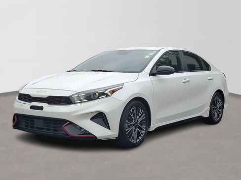 Used 2024 Kia Forte GT-Line w/ GT-Line Premium Package FWD image 3