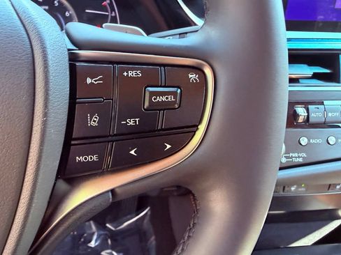 Certified 2023 Lexus ES 350 w/ Premium Package FWD image 21