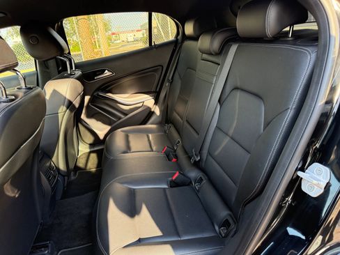 Used 2016 Mercedes-Benz GLA 250 4MATIC image 14