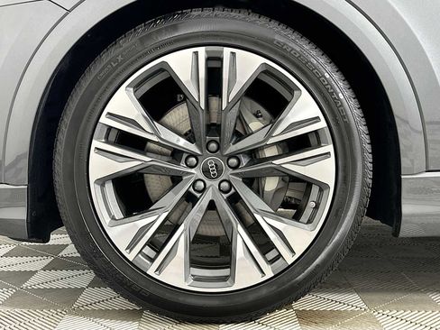 New 2026 Audi Q8 Premium Plus image 30