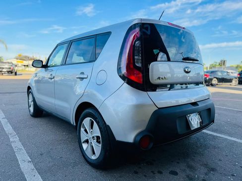 Used 2014 Kia Soul FWD image 7