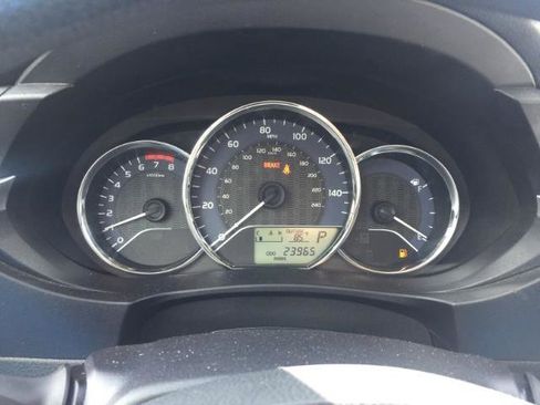 Used 2015 Toyota Corolla image 10