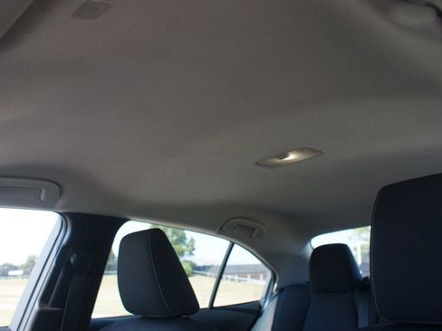 Used 2024 Toyota Corolla LE FWD image 6