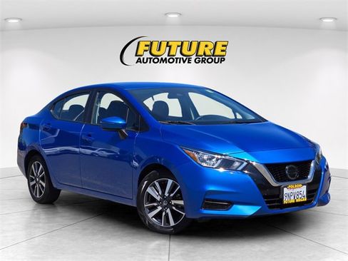 Used 2021 Nissan Versa SV image 1