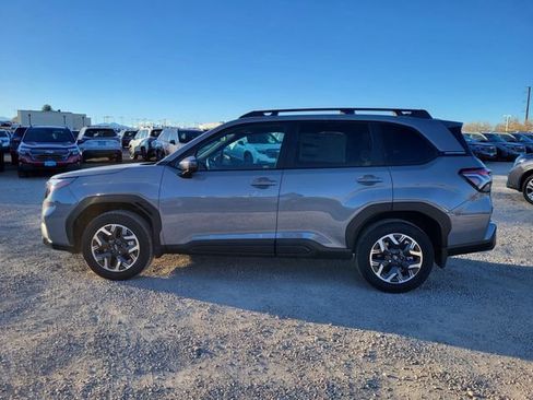 Used 2026 Subaru Forester Premium AWD/4WD image 6