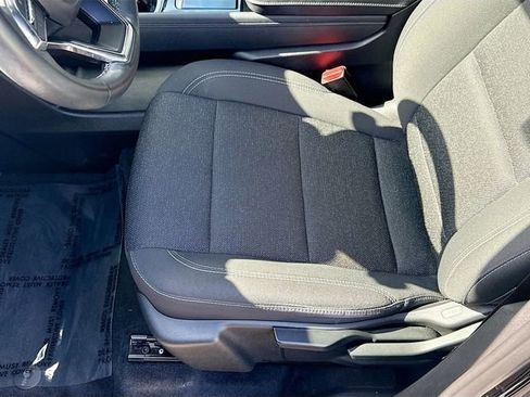 Used 2024 Chevrolet Traverse LS FWD image 19
