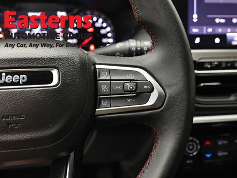 Used 2024 Jeep Compass Trailhawk AWD/4WD image 15