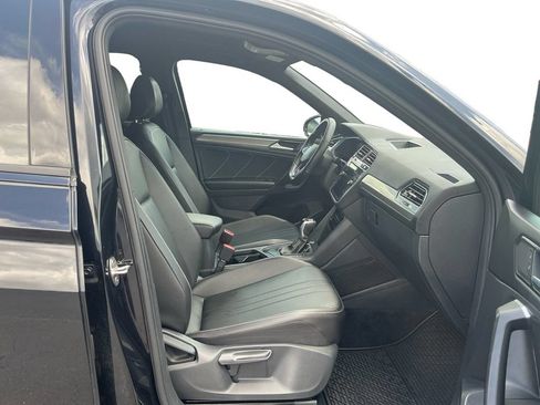 Used 2023 Volkswagen Tiguan SE R-Line FWD image 22