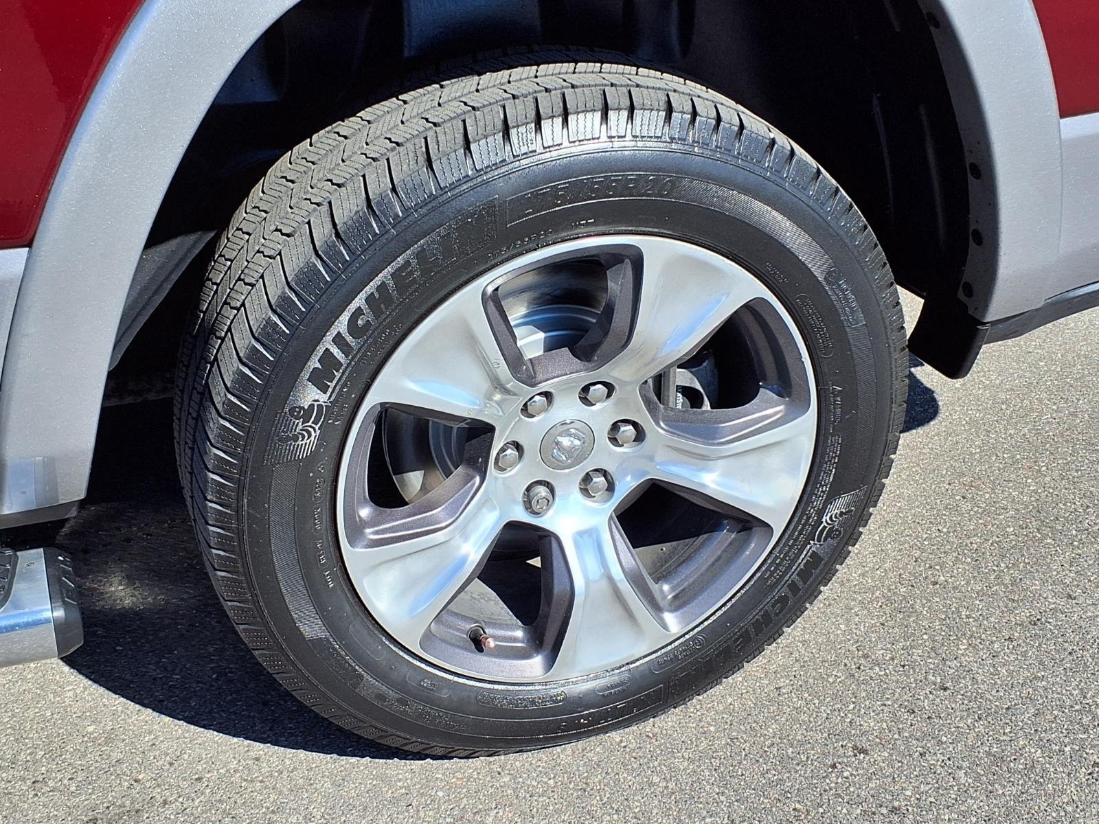 Used 2019 RAM 1500 Laramie AWD/4WD image 26