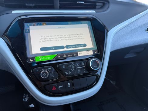 Used 2020 Chevrolet Bolt Premier w/ Infotainment Package FWD image 12
