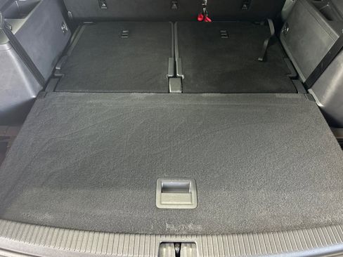 Used 2023 Volkswagen Atlas SE w/ Panoramic Sunroof Package FWD image 16