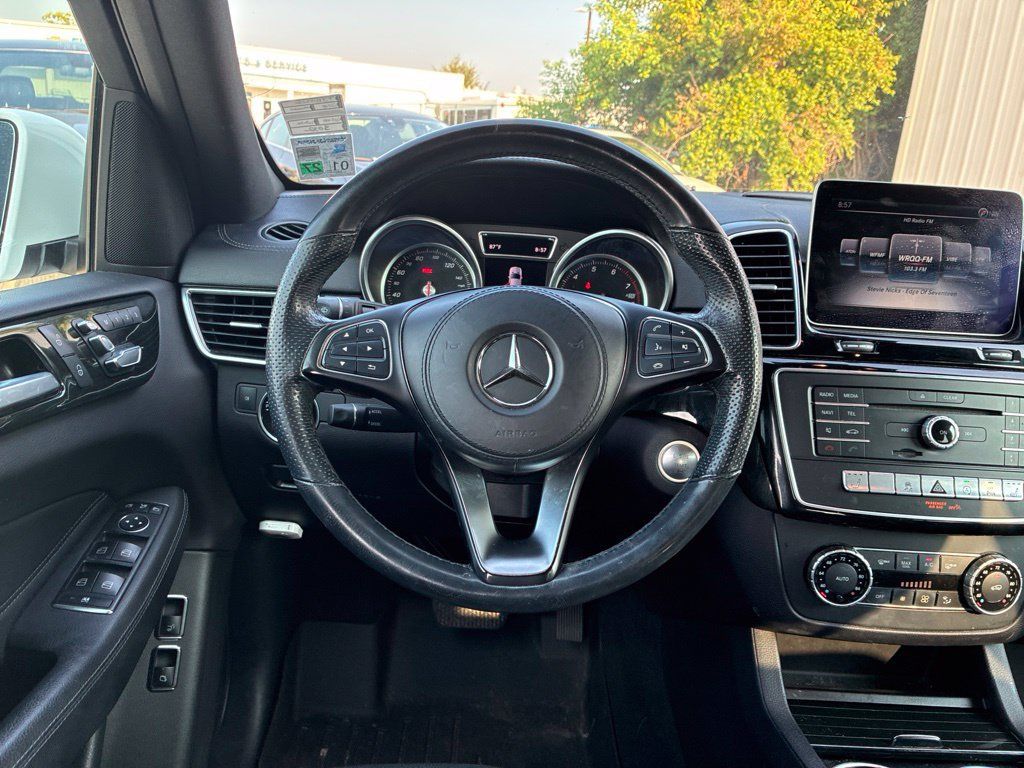 Used 2018 Mercedes-Benz GLS 450 4MATIC image 21