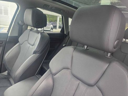 Used 2019 Audi Q5 2.0T Premium Plus w/ Premium Plus Package AWD/4WD image 26